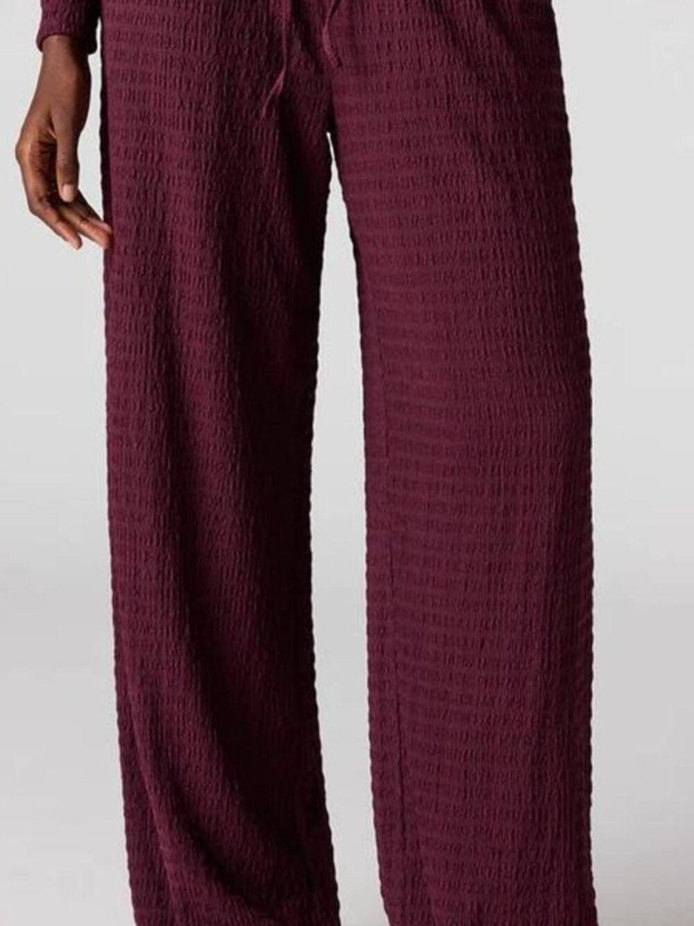 H&M Women's Burgundy Pants